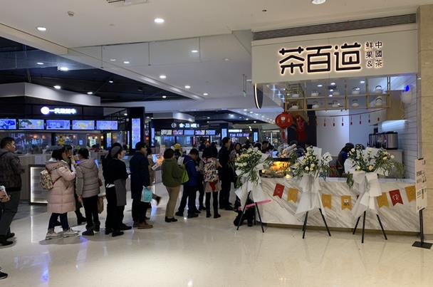 开一家蓝鲸体育直播多少钱？2021年蓝鲸体育直播加盟赚钱吗？
